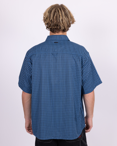 Worldwide Curve Shirt