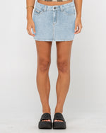 Billie Low Rise Carpenter Jort