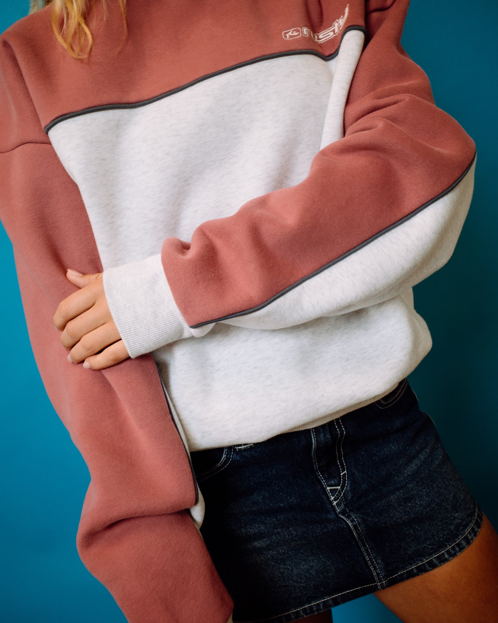 Polar Popped Panelled Crew Fleece | Rusty USA