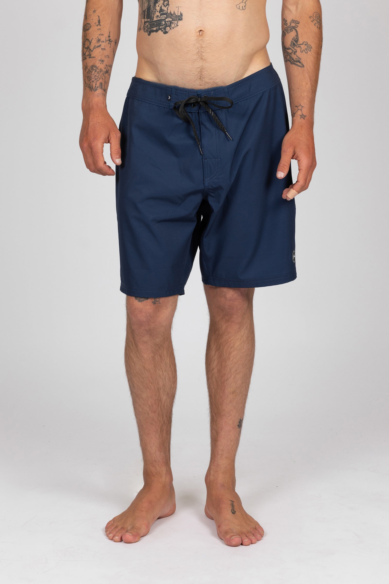 RUSTY ショートボード Baseline Boardshort 19